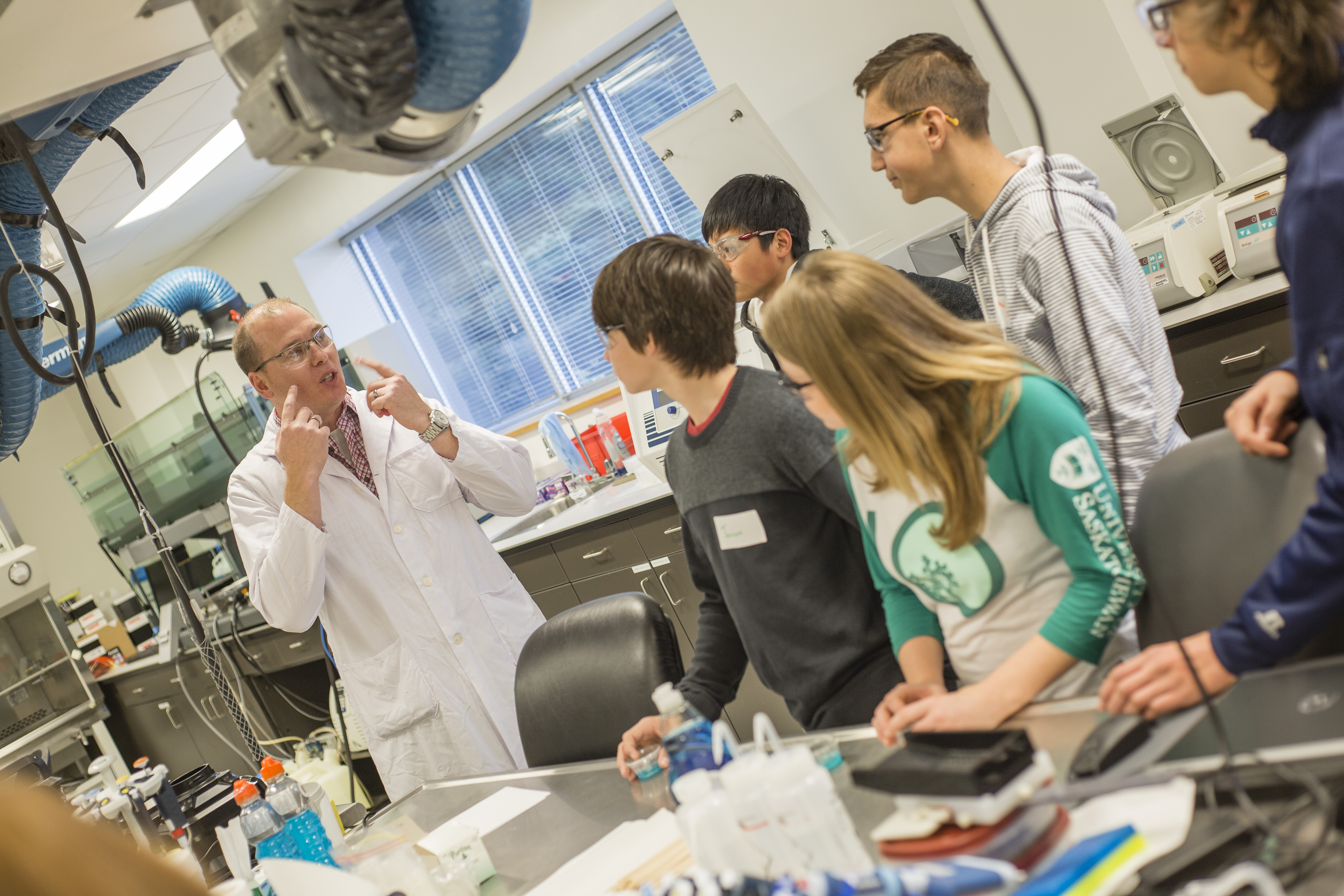 students in lab