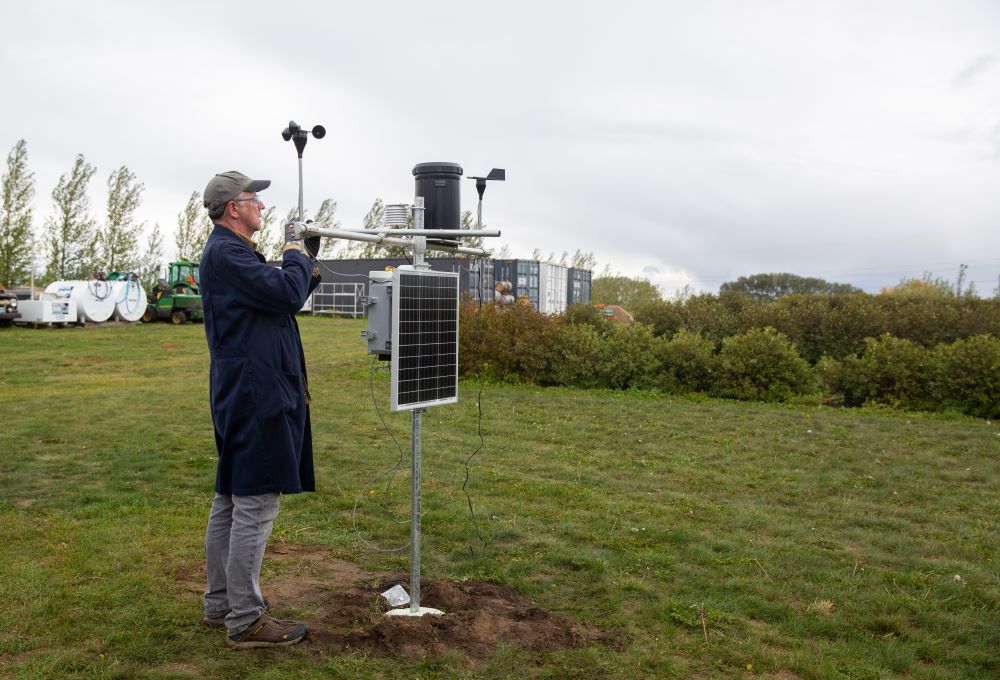 src engineer installs weather station at distillery