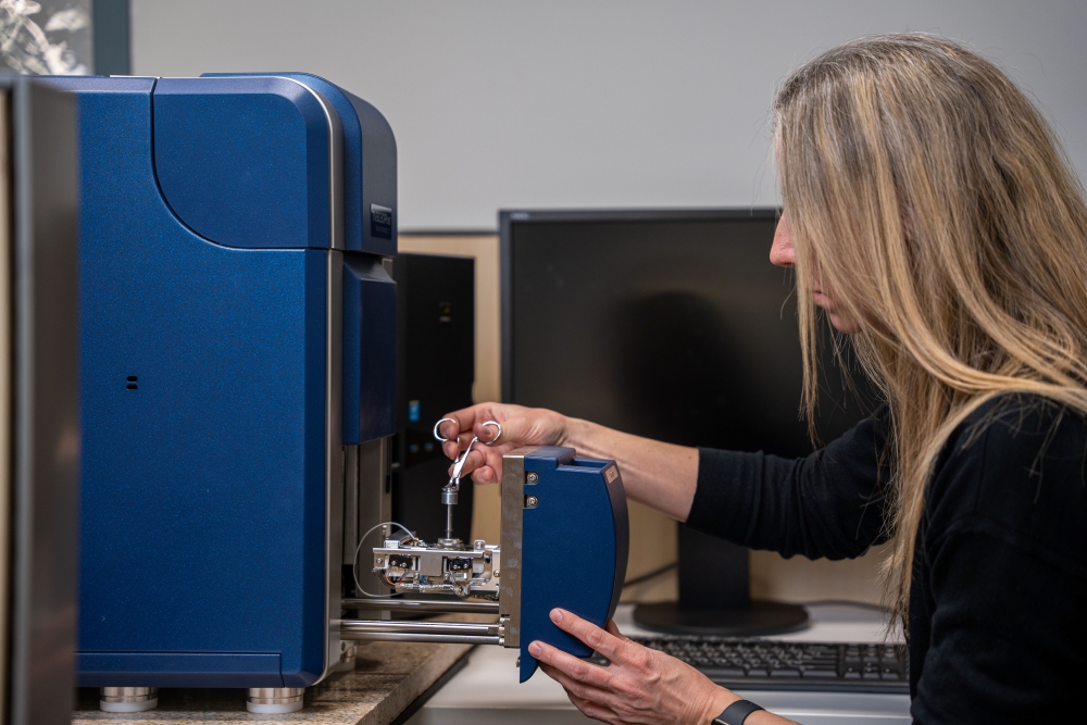 src diamond expert lucy calibrating automated mineralogy machine