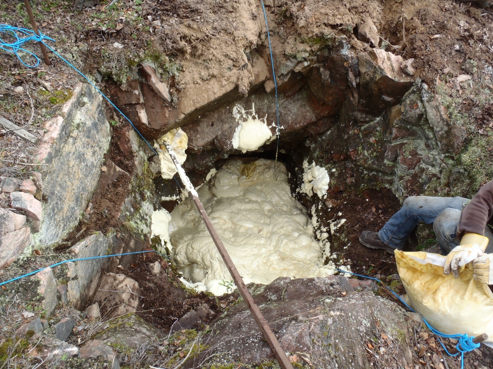 src experts fill mine opening with foam