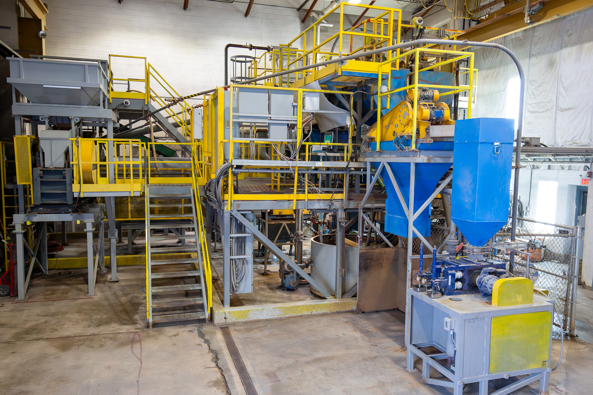 SRC's DMS Bulk Sample Plant is one of the only continuous testing DMS facilities in Canada.