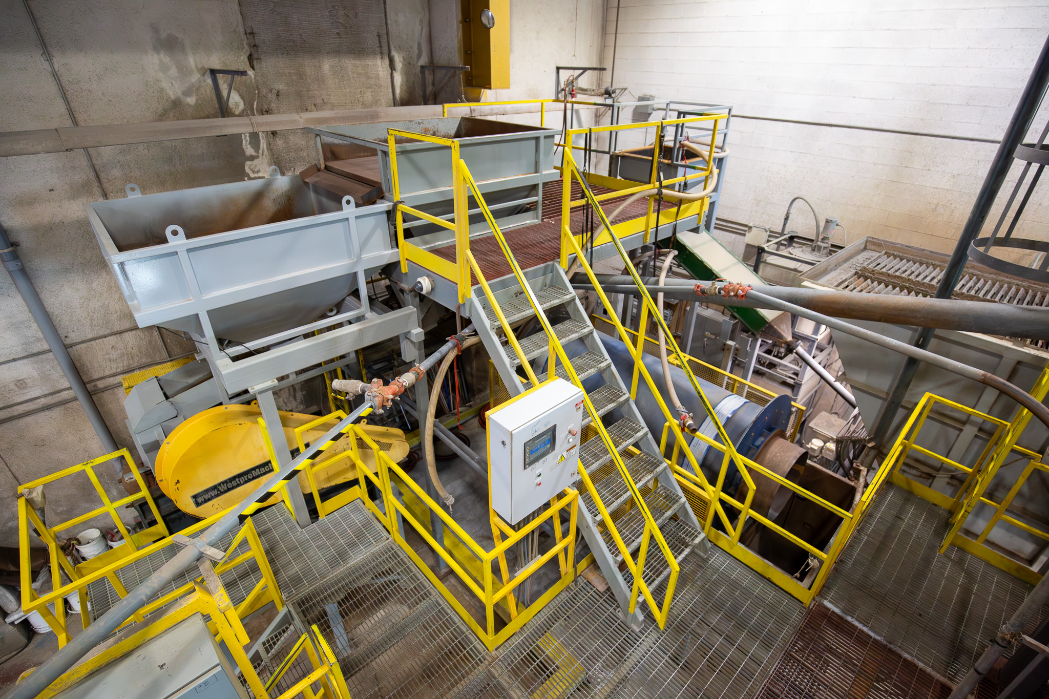 SRC offers a comprehensive physical separation and upgrading DMS pilot plant with five-tonne-per hour capacity.
