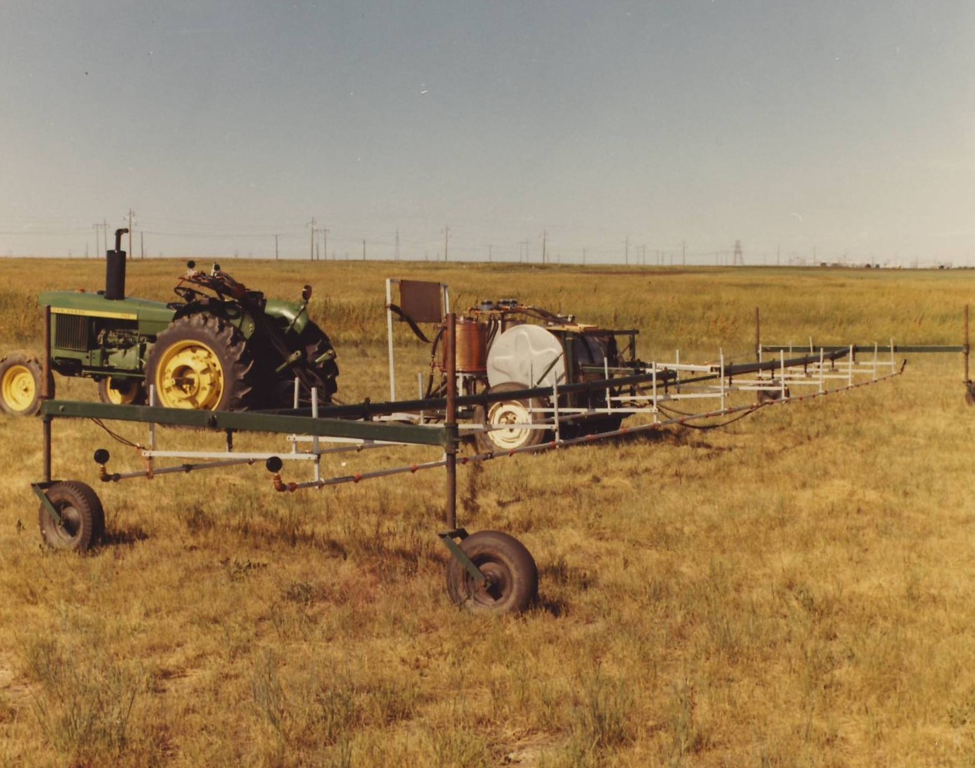 spray drift trial with tractor and sprayer