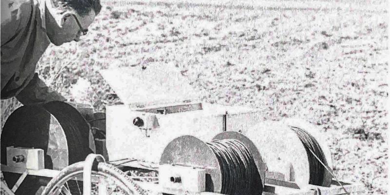 SRC scientist uses Resistivity Apparatus for Groundwater Mapping in 1959